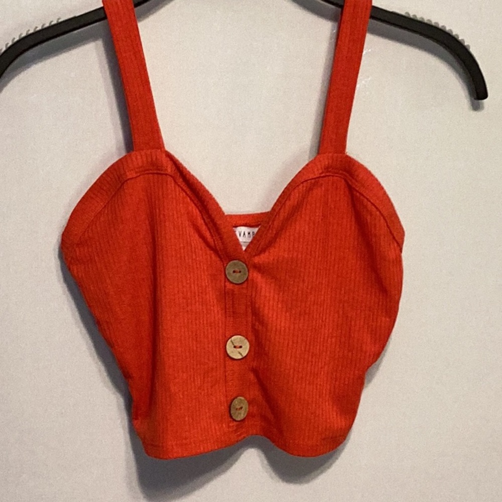 Revamped sweetheart neckline tank size small